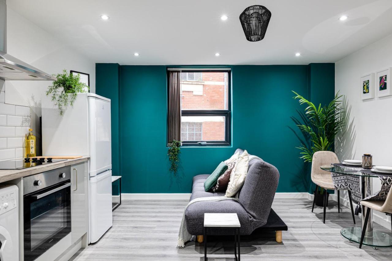 Cosy Modern Apt In Heart Of Stockport - Sleeps 4 Apartman Kültér fotó