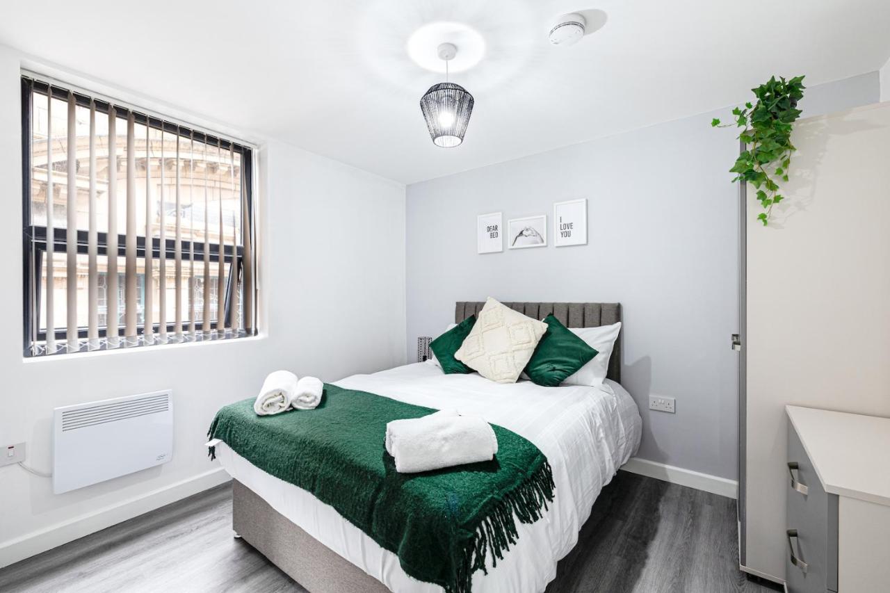 Cosy Modern Apt In Heart Of Stockport - Sleeps 4 Apartman Kültér fotó
